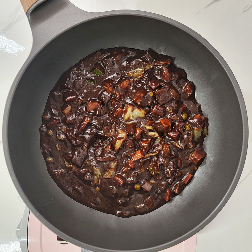 Jajang (Black bean sauce)
